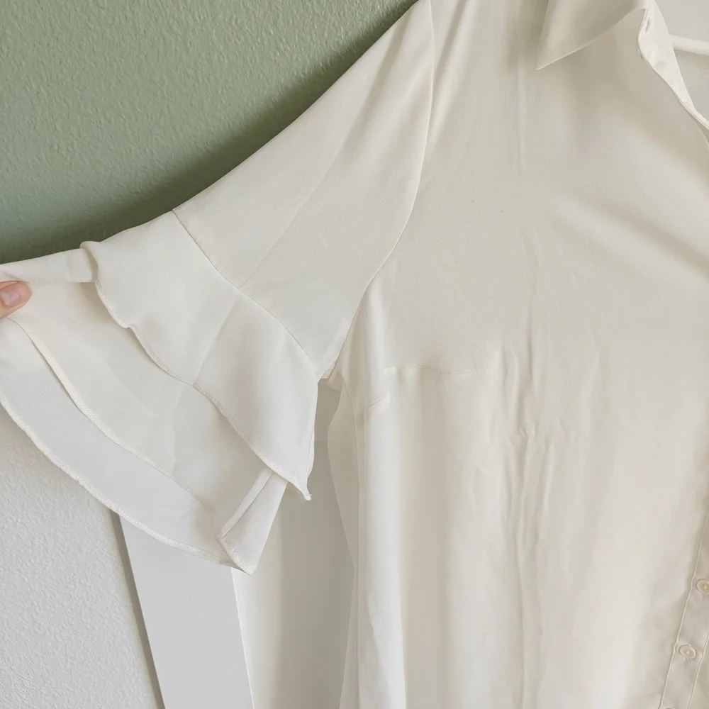 Modcloth Cream Ruffled Flutter Sleeve Blouse - Picture 3 of 7